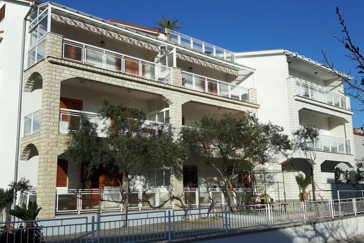 Apartments Adelheid, Biograd Biograd Na Moru Buitenkant foto